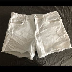 white jean shorts